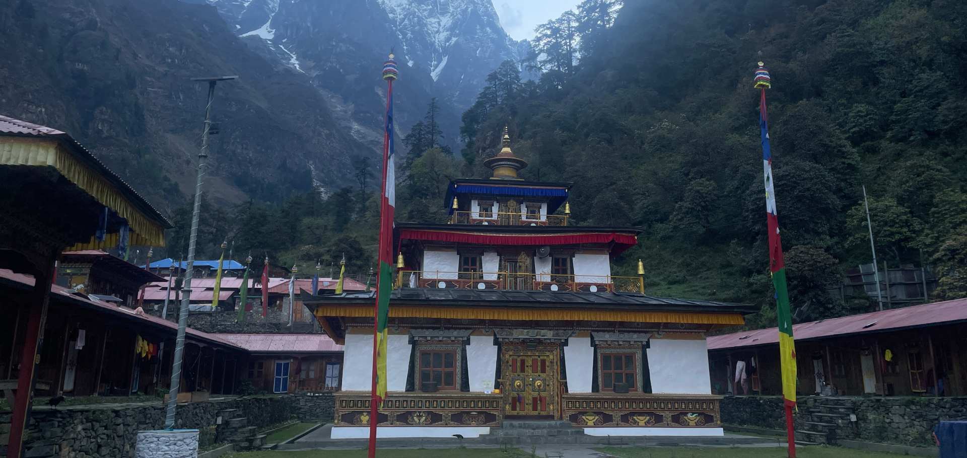 Manaslu Circuit Trek with Serang Gumba 15 Days